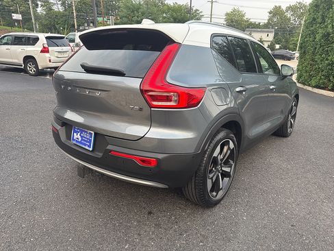 Used 2019 Volvo XC40 T5 Momentum AWD/4WD image 5