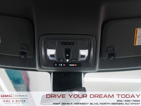 Used 2024 GMC Sierra 1500 Elevation w/ Elevation Premium Package image 39