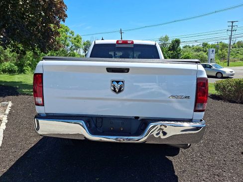 Used 2019 RAM 1500 Classic SLT w/ Luxury Group AWD/4WD image 5