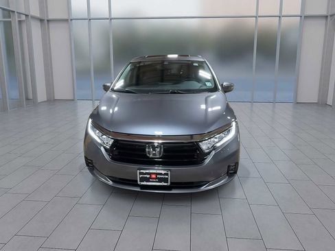 Used 2022 Honda Odyssey Touring image 3