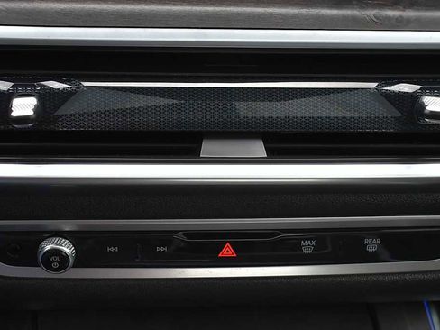 Used 2026 BMW X5 xDrive40i image 25