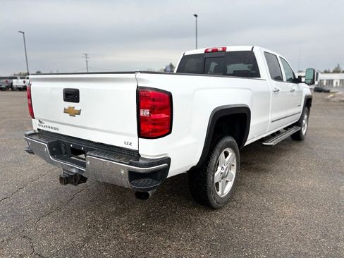Used 2015 Chevrolet Silverado 2500 LTZ image 6