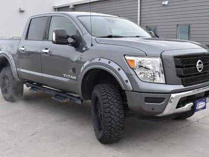 Used 2021 Nissan Titan SV w/ SV Convenience Package