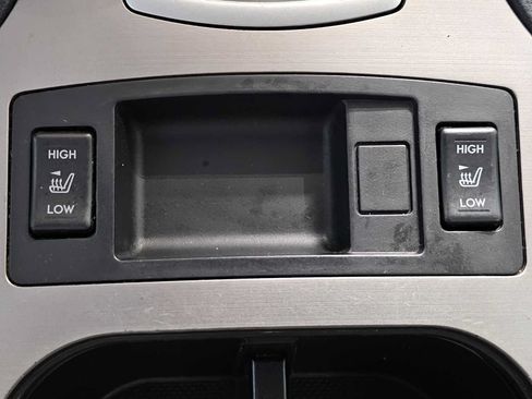 Used 2013 Subaru Outback 2.5i Limited w/ Moonroof Pkg AWD/4WD image 34
