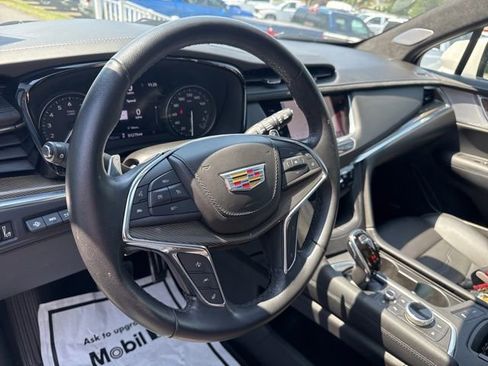 Used 2021 Cadillac XT5 Sportv w/ Platinum Package AWD/4WD image 33