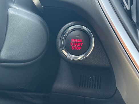 New 2025 Subaru Crosstrek 2.0i Premium image 22