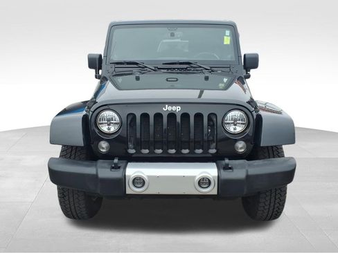 Used 2014 Jeep Wrangler Unlimited Sahara w/ Connectivity Group image 2