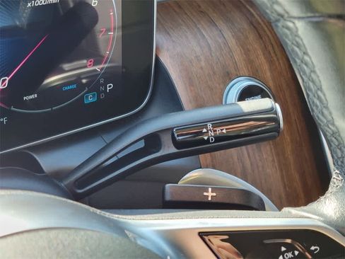 Used 2024 Mercedes-Benz GLC 300 image 20