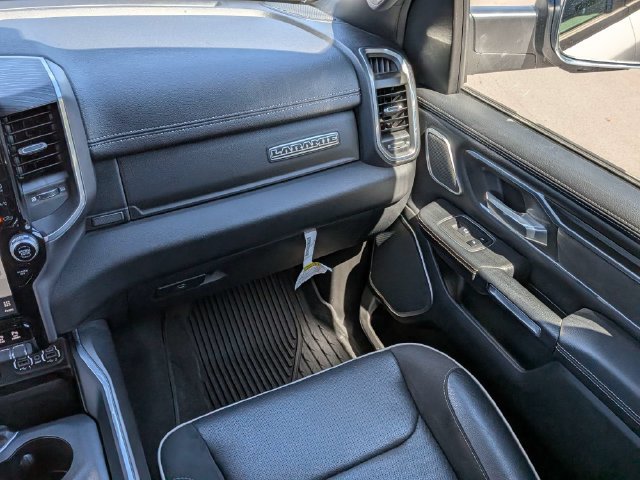 Used 2023 RAM 1500 Laramie AWD/4WD image 19