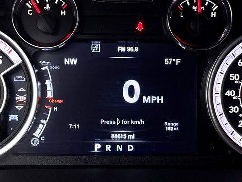 Used 2017 RAM 1500 Laramie w/ Convenience Group image 33