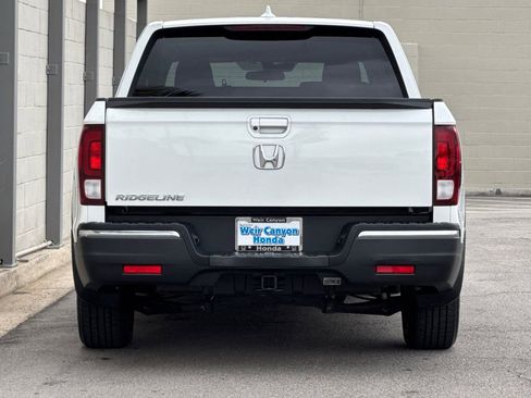 Used 2020 Honda Ridgeline Sport image 9