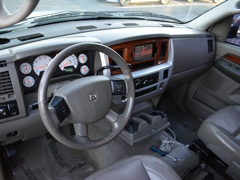 Used 2006 Dodge Ram 1500 Truck Laramie w/ Trailer Tow Group image 10