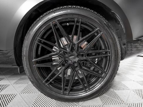 Used 2025 Land Rover Range Rover SE image 33