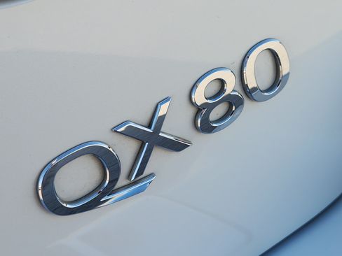 Used 2019 INFINITI QX80 Luxe w/ 22" Wheel Package RWD image 12