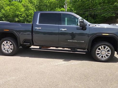 Used 2021 GMC Sierra 2500 Denali w/ Denali Ultimate Package AWD/4WD image 8