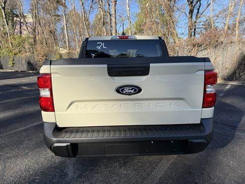 New 2025 Ford Maverick XL w/ Equipment Group 101A image 4