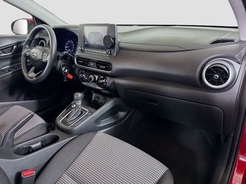 Used 2022 Hyundai Kona SE FWD image 29
