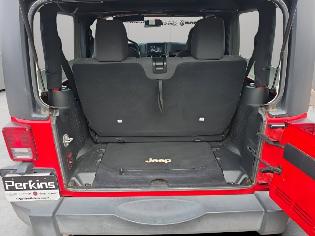 Used 2017 Jeep Wrangler Sport w/ Quick Order Package 24S AWD/4WD image 12