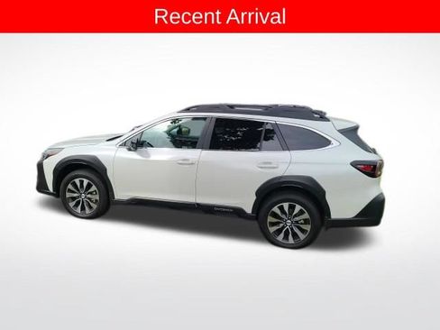 Used 2025 Subaru Outback Limited w/ Popular Package #2 AWD/4WD image 2
