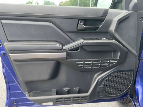 Used 2024 Toyota Tacoma SR5 w/ SR5 Upgrade Package RWD image 15