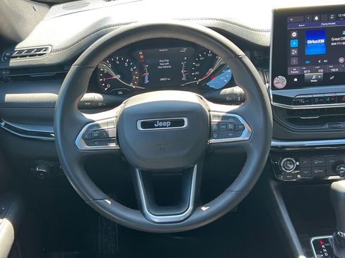 Used 2024 Jeep Compass Trailhawk image 23