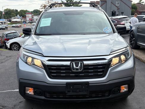 Used 2019 Honda Ridgeline RT image 2