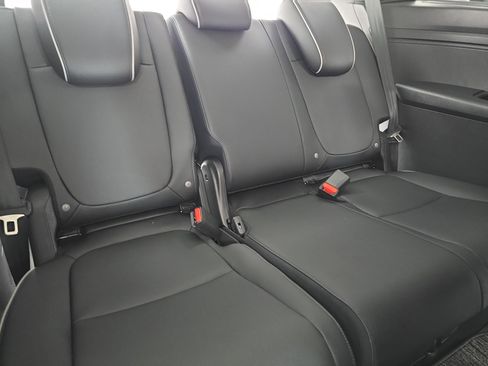 New 2026 Honda Odyssey Touring image 12