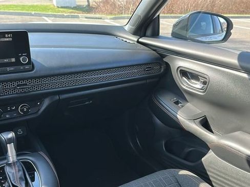 Used 2025 Honda HR-V Sport image 23