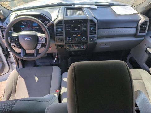 Used 2019 Ford F450 XL w/ XL Value Package image 16