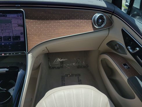 Certified 2023 Mercedes-Benz EQS 450+ SUV image 18