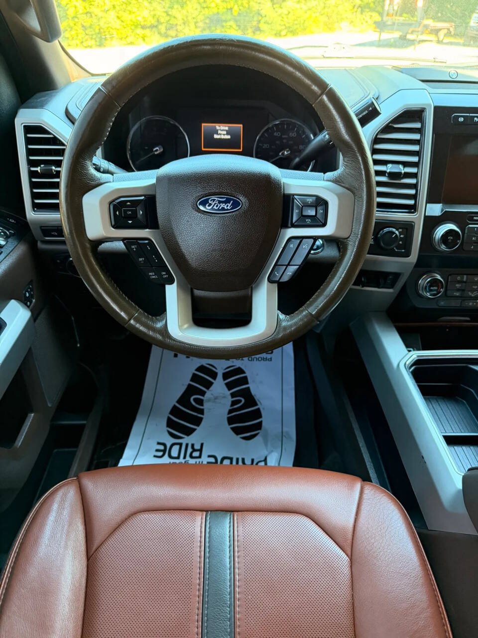 Used 2019 Ford F250 King Ranch w/ King Ranch Ultimate Package AWD/4WD image 15
