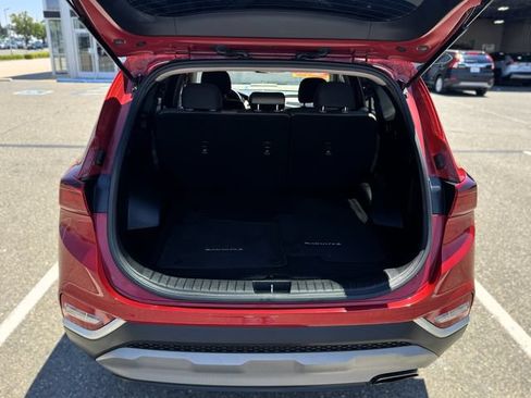 Used 2019 Hyundai Santa Fe SEL FWD image 12