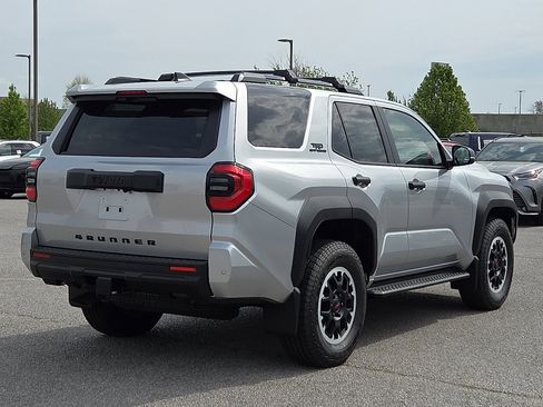 New 2026 Toyota 4Runner TRD Off-Road AWD/4WD image 4