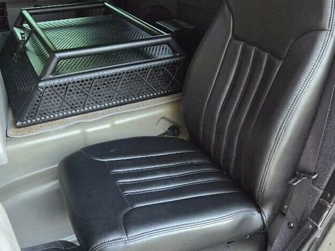 Used 1998 HUMMER H1 4-Door Open Top image 18