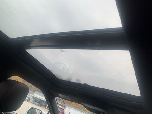 Certified 2023 Chevrolet Blazer RS w/ Driver Confidence II Package image 12