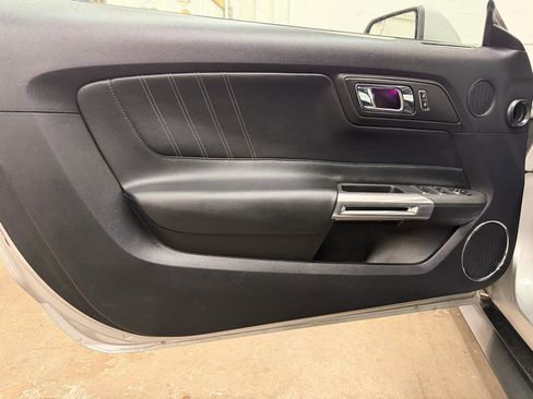 Used 2016 Ford Mustang Premium RWD image 16