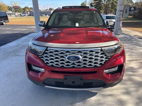 Used 2020 Ford Explorer Platinum w/ Premium Technology Package image 8