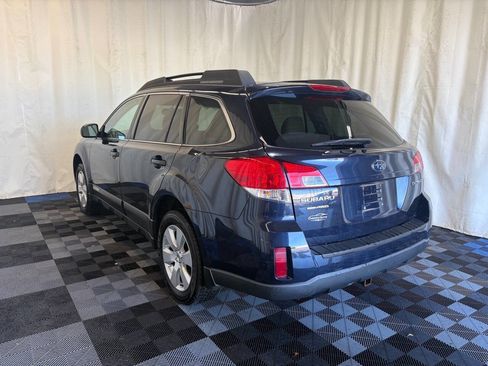Used 2012 Subaru Outback 2.5i Premium w/ Popular Pkg 1B AWD/4WD image 4
