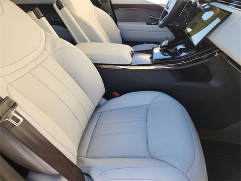 New 2026 Land Rover Range Rover Sport SE image 10
