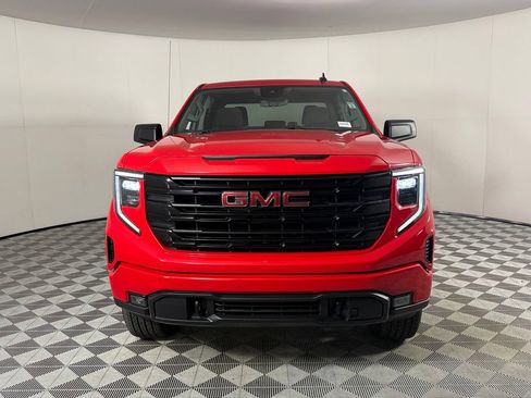 Used 2025 GMC Sierra 1500 Elevation AWD/4WD image 11
