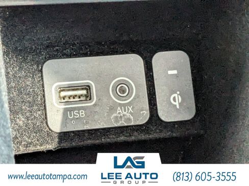 Used 2018 Genesis G90 5.0 Ultimate image 23