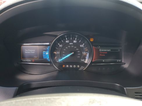 Used 2017 Ford Explorer XLT w/ Equipment Group 202A image 19