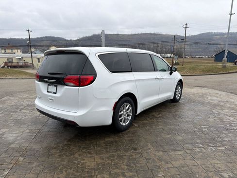 New 2026 Chrysler Voyager LX FWD image 8