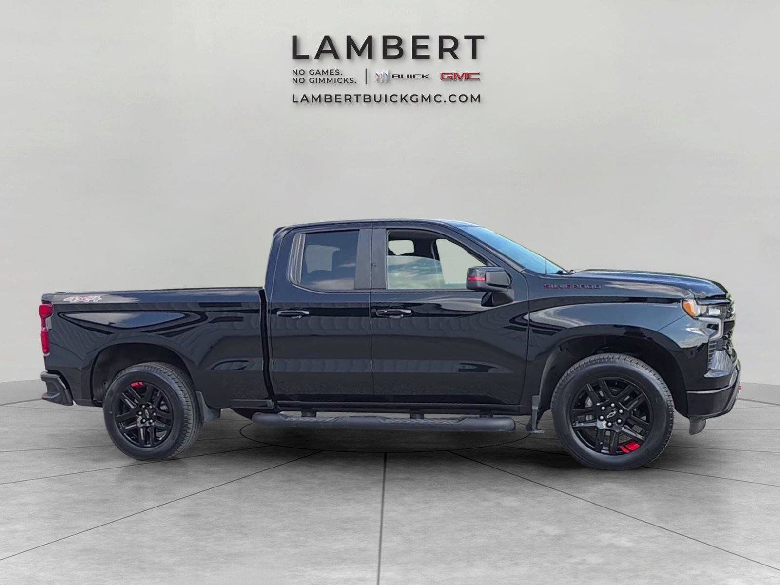 Used 2023 Chevrolet Silverado 1500 RST w/ Redline Edition AWD/4WD image 6
