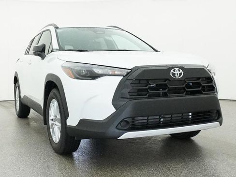 New 2026 Toyota Corolla Cross LE FWD image 2