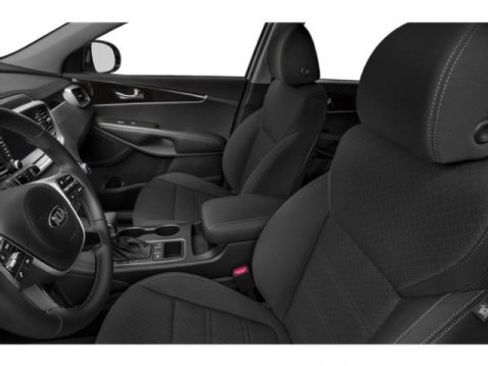 Used 2020 Kia Sorento LX image 12