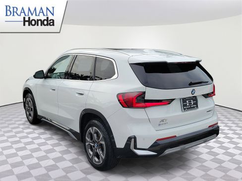 Used 2025 BMW X1 xDrive28i AWD/4WD image 4