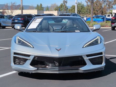 Used 2024 Chevrolet Corvette Stingray Premium Conv w/ Z51 Performance Package image 3