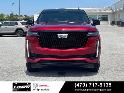 Used 2024 Cadillac Escalade Sport w/ LPO, ONYX Package AWD/4WD image 2