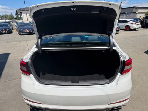 Used 2016 Hyundai Sonata Sport w/ Option Group 1V FWD image 11